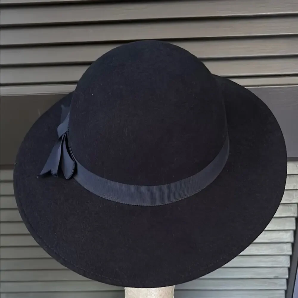 Vintage Dark Navy The Field Company Wool Hat with Grosgrain Band and Bow